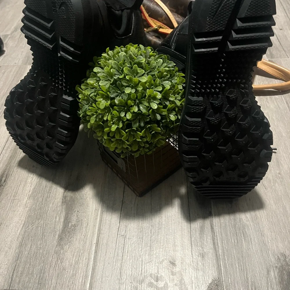 Nike tactical boots 
SFS - Picture 8 of 15